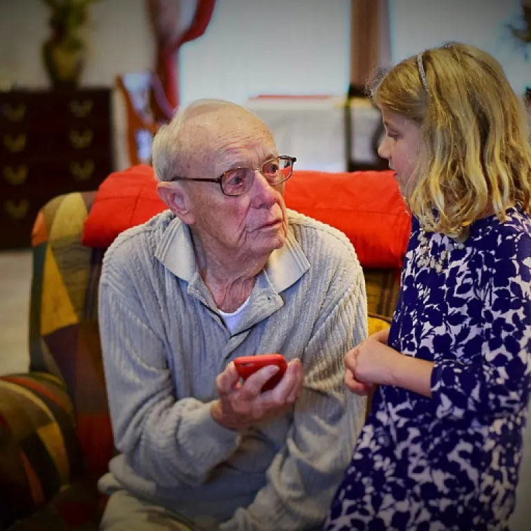 Trouver les mots justes pour souhaiter une bonne retraite en maison de retraite